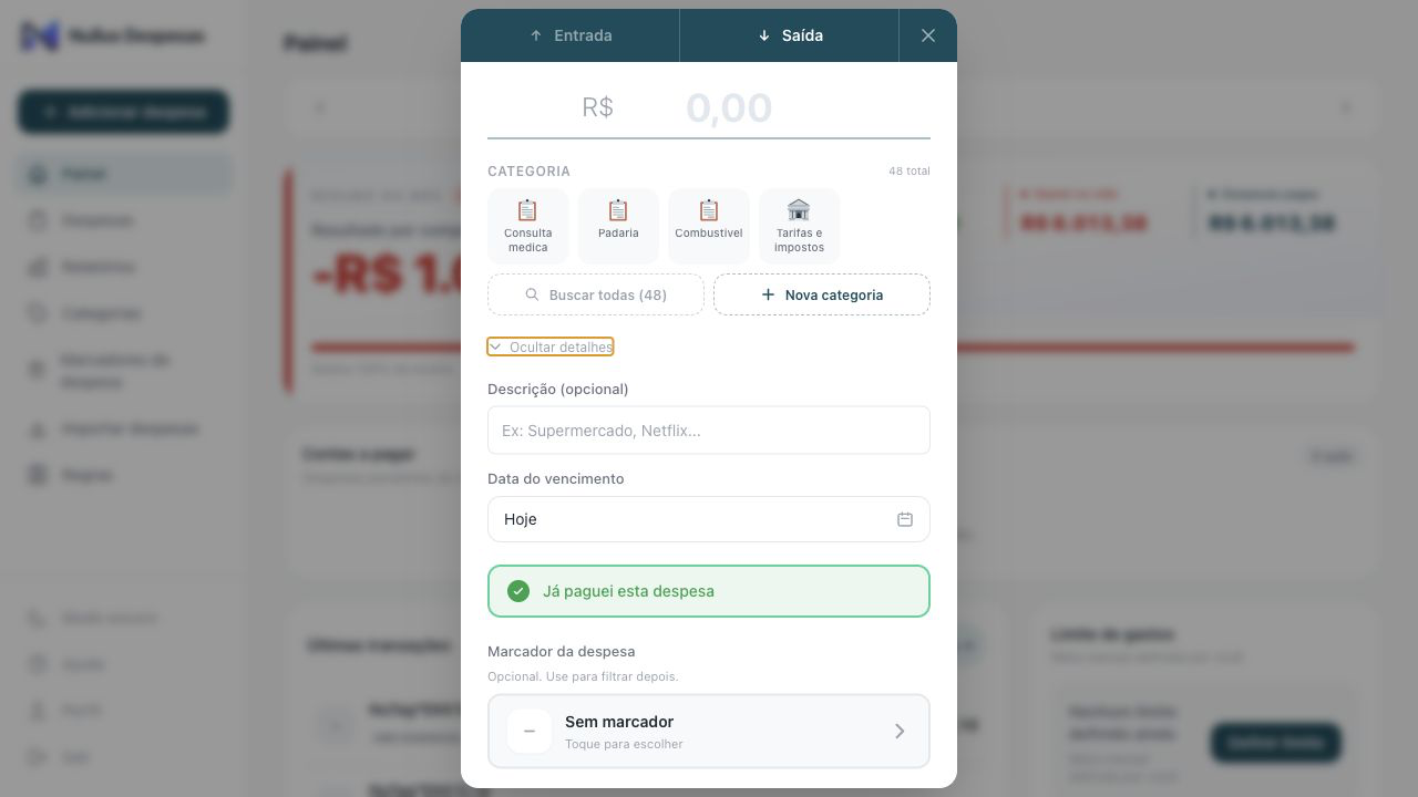 Modal de adicionar despesa com valor, categorias, descrição, vencimento, status de pagamento, marcador e recorrência